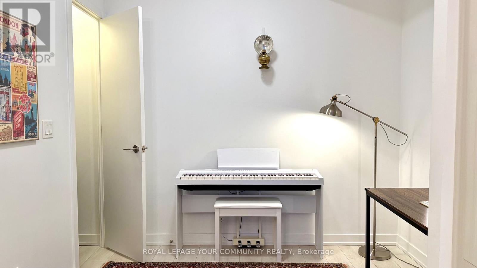 1806 - 501 St. Clair Avenue W, Toronto, Ontario  M5P 0A2 - Photo 13 - C12538914