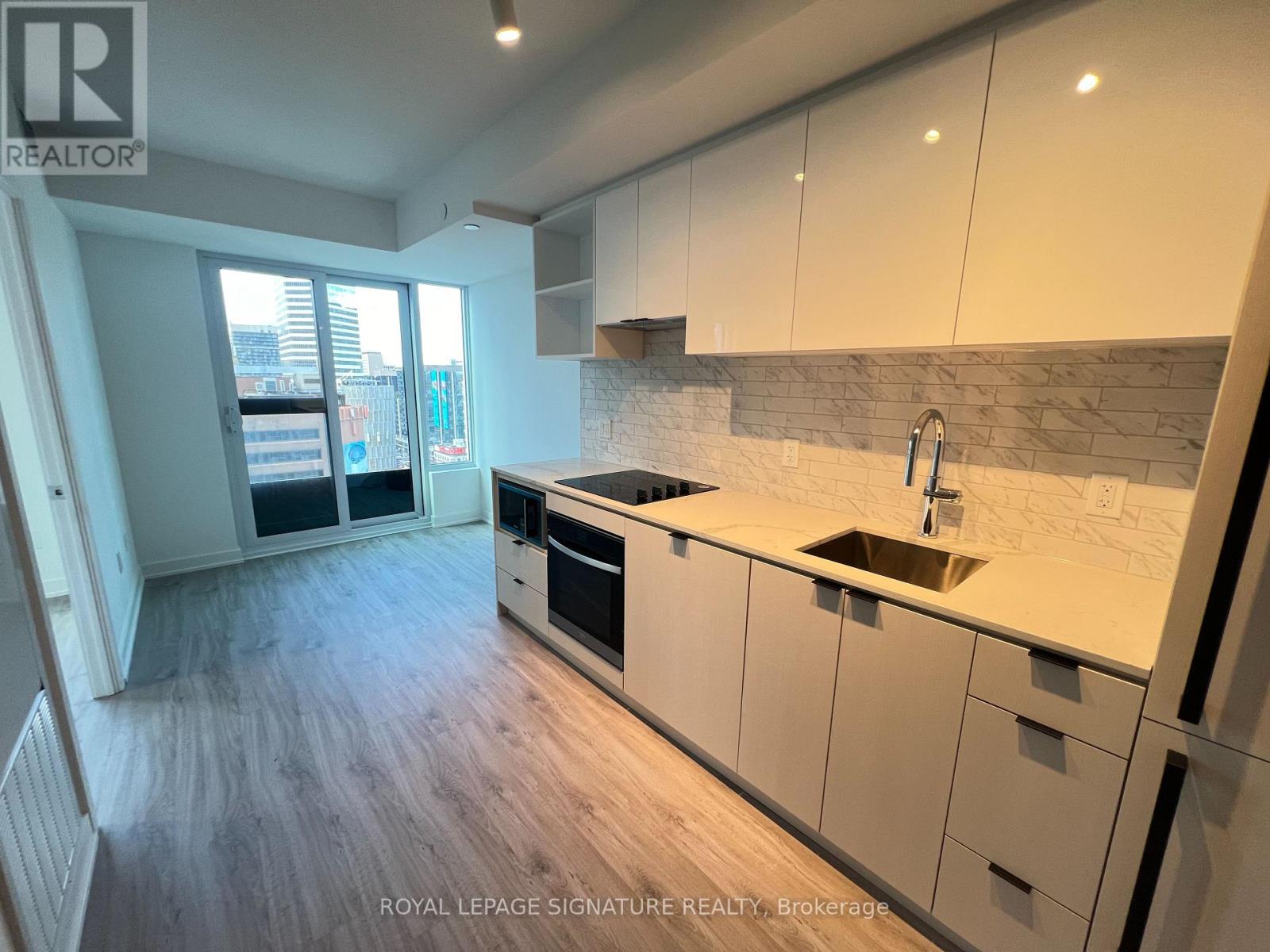 2001 - 252 Church Street, Toronto, Ontario  M5B 0E6 - Photo 12 - C12538922