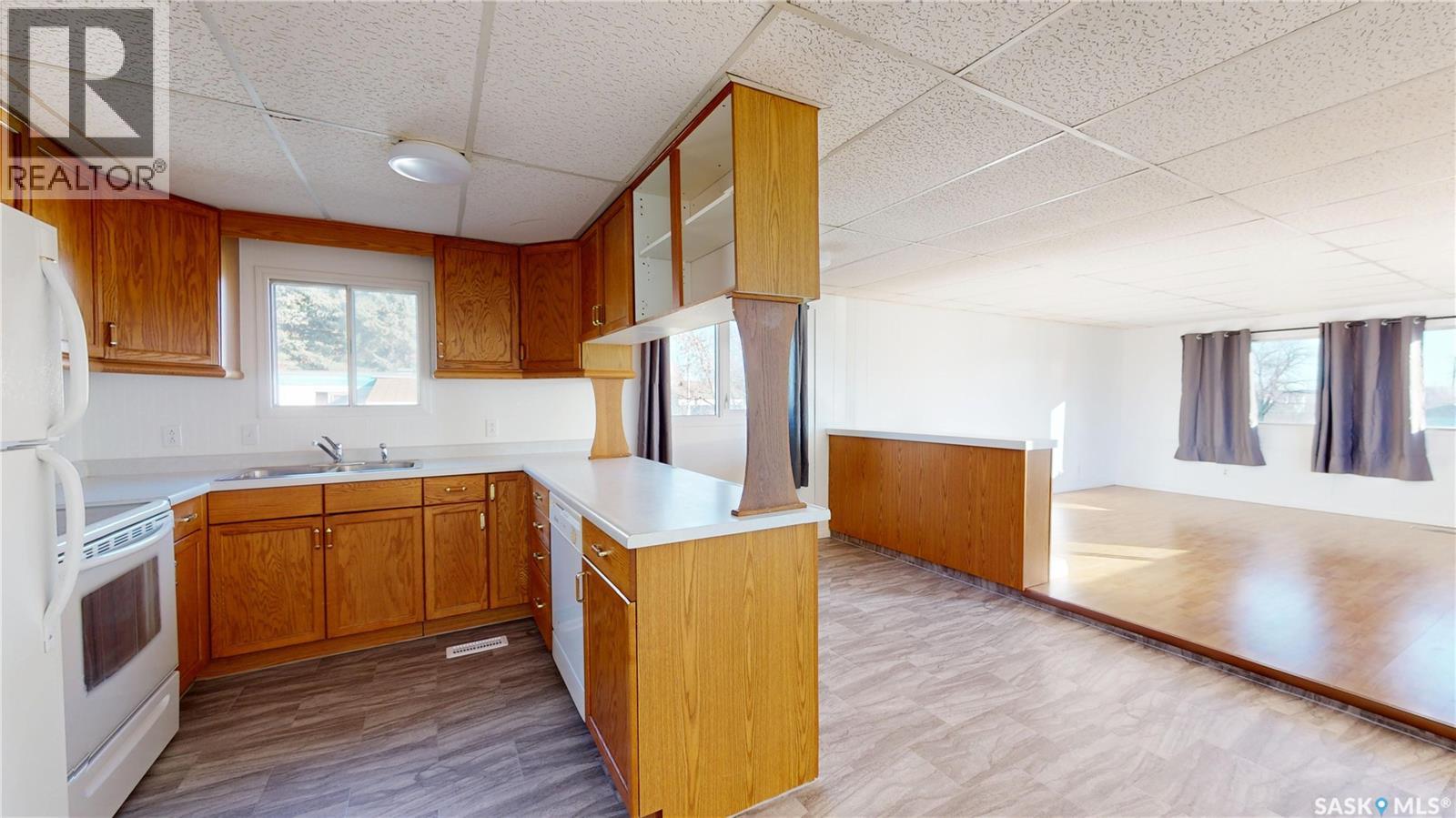 211 Railway Avenue, Wawota, Saskatchewan  S0G 5A0 - Photo 6 - SK023863