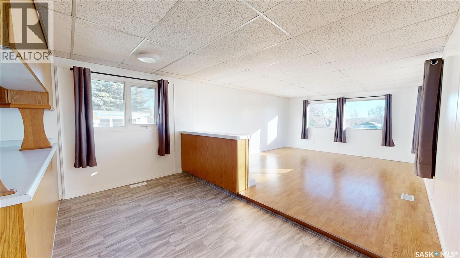 211 Railway Avenue, Wawota, Saskatchewan  S0G 5A0 - Photo 9 - SK023863