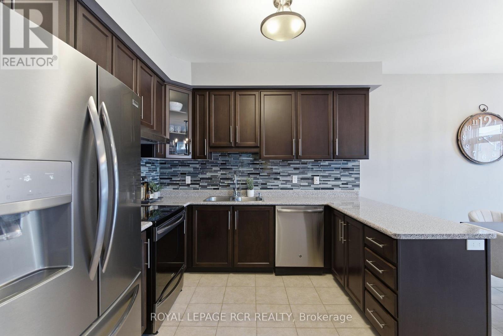 189 Richardson Crescent, Bradford West Gwillimbury (Bradford), Ontario  L3Z 0N5 - Photo 14 - N12538844