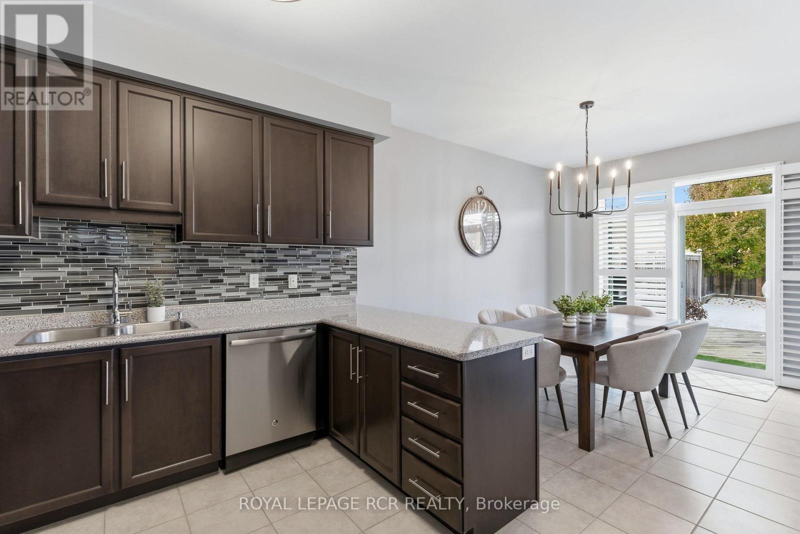 189 Richardson Crescent, Bradford West Gwillimbury (Bradford), Ontario  L3Z 0N5 - Photo 15 - N12538844