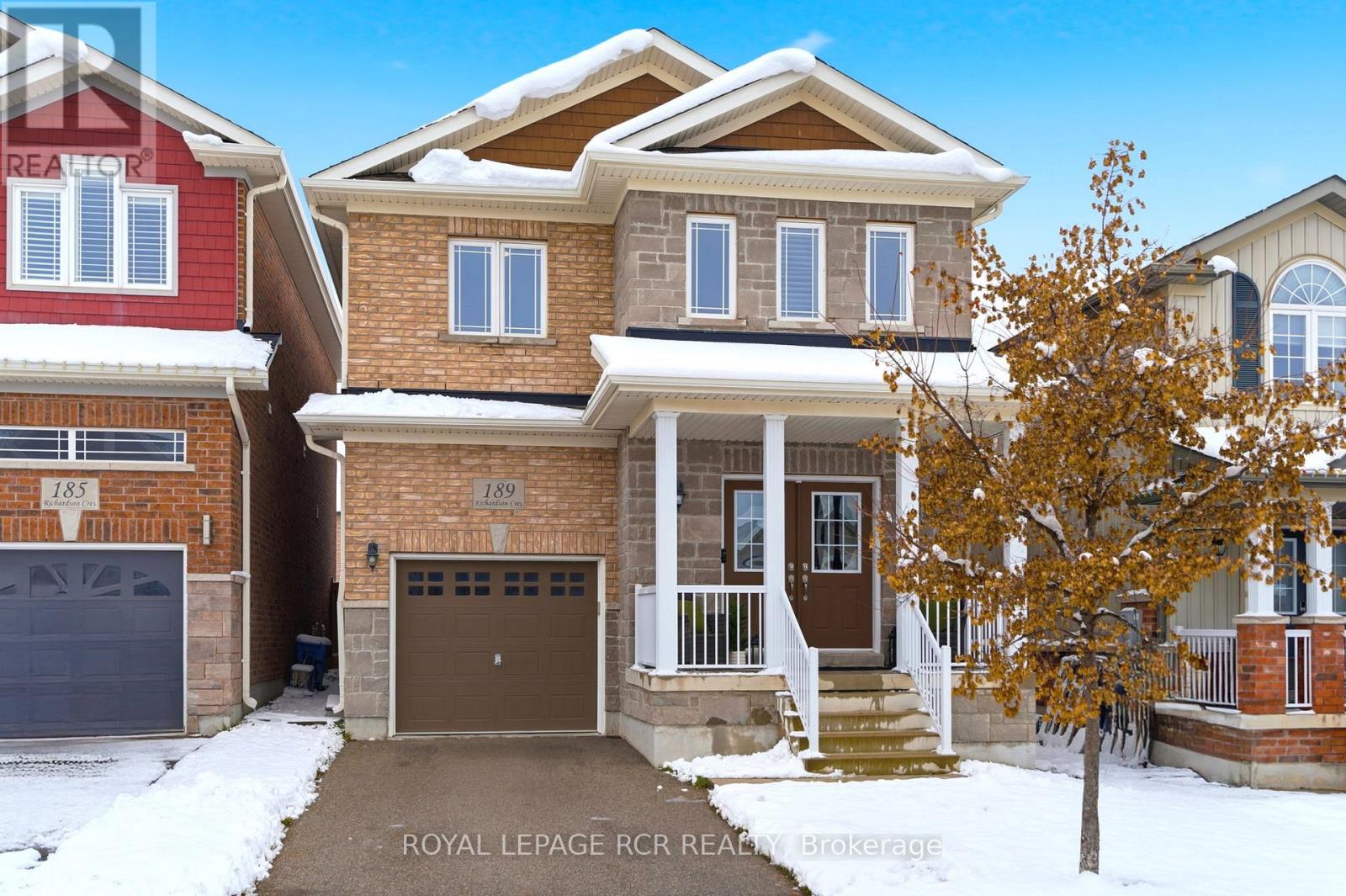 189 Richardson Crescent, Bradford West Gwillimbury (Bradford), Ontario  L3Z 0N5 - Photo 2 - N12538844