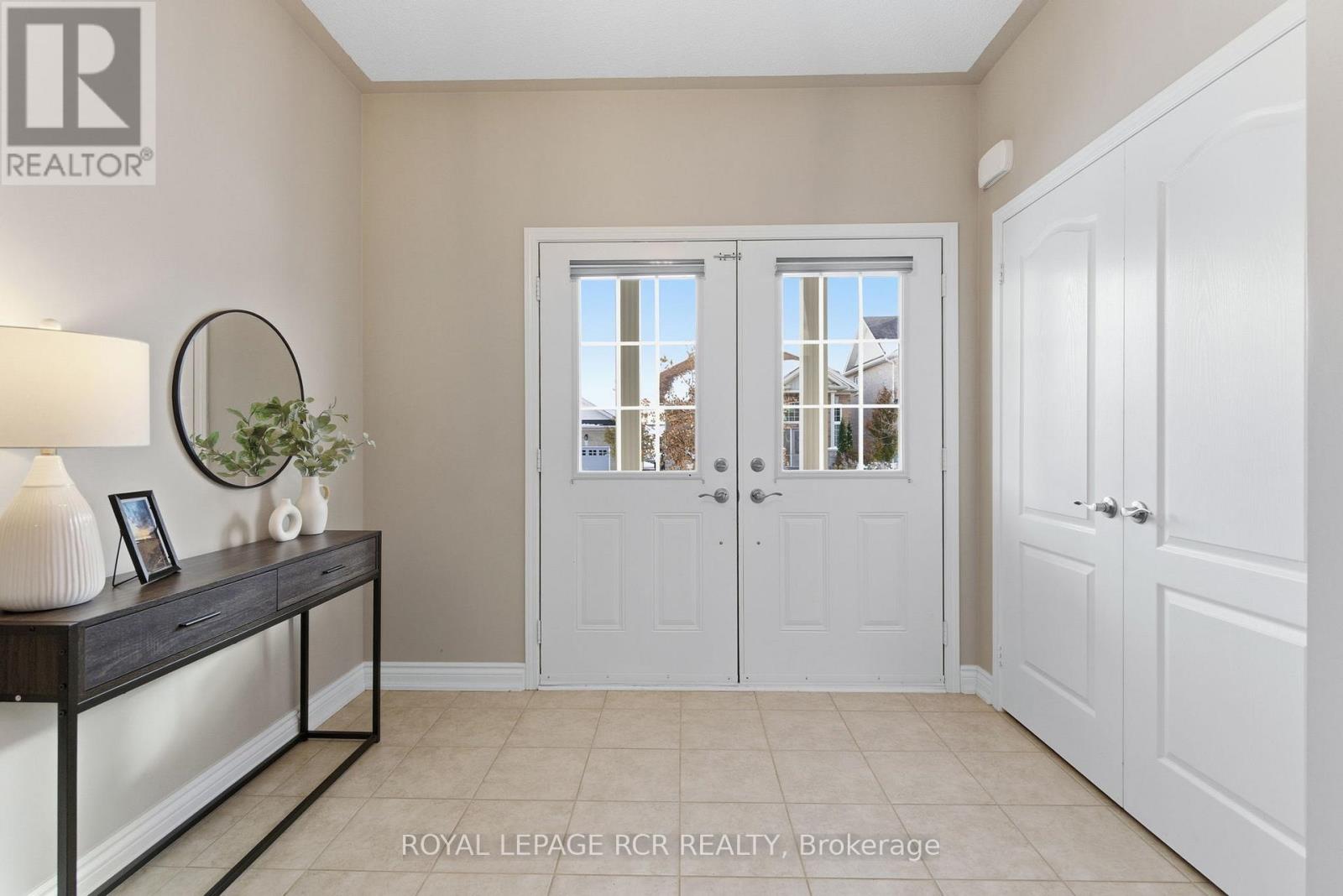 189 Richardson Crescent, Bradford West Gwillimbury (Bradford), Ontario  L3Z 0N5 - Photo 6 - N12538844