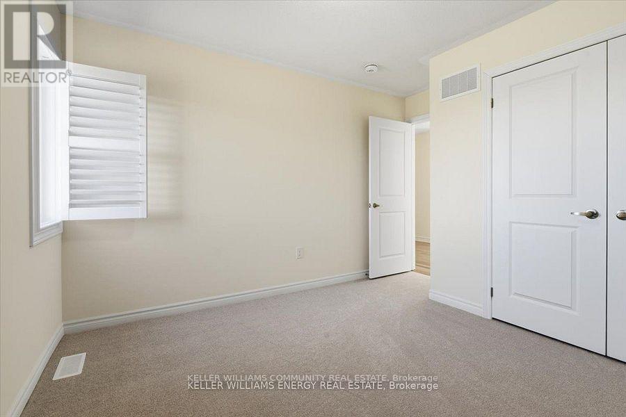 48 Golden Meadows Drive, Otonabee-South Monaghan, Ontario K9J 0K8 - Photo 32 - X12539066