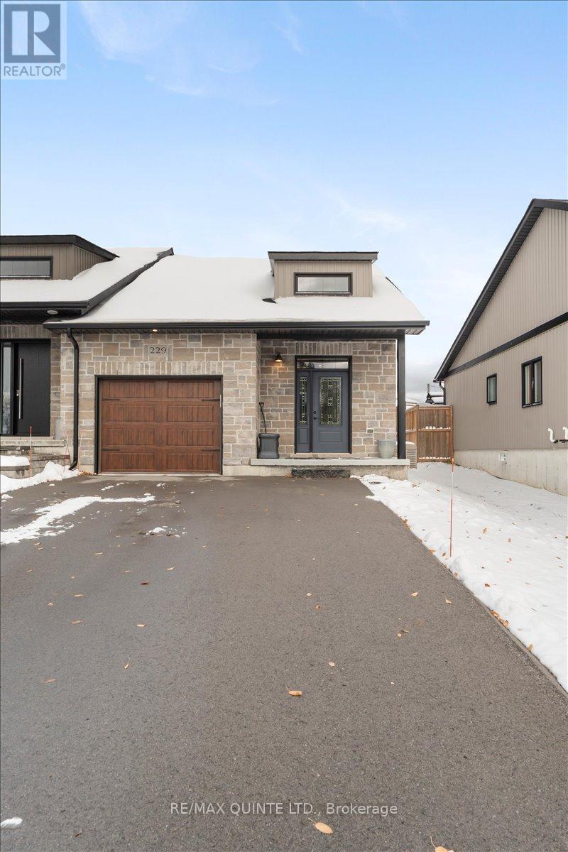 229 Baker Street, Stirling-Rawdon, Ontario K0K 3E0 - Photo 2 - X12539124