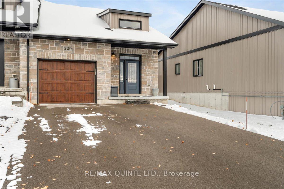 229 Baker Street, Stirling-Rawdon, Ontario K0K 3E0 - Photo 3 - X12539124