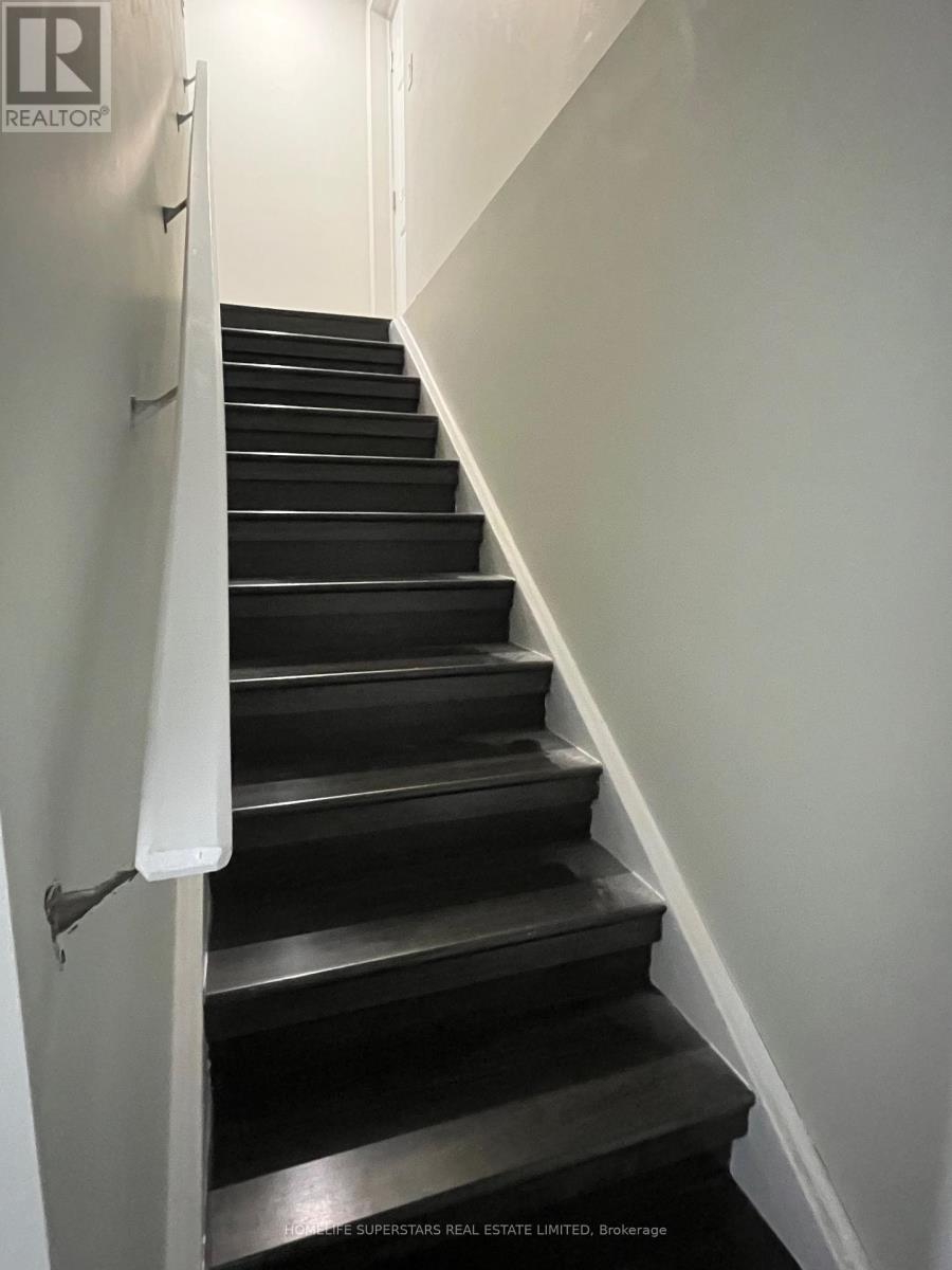 78 Circus Crescent, Brampton, Ontario  L7A 5E1 - Photo 11 - W12538848