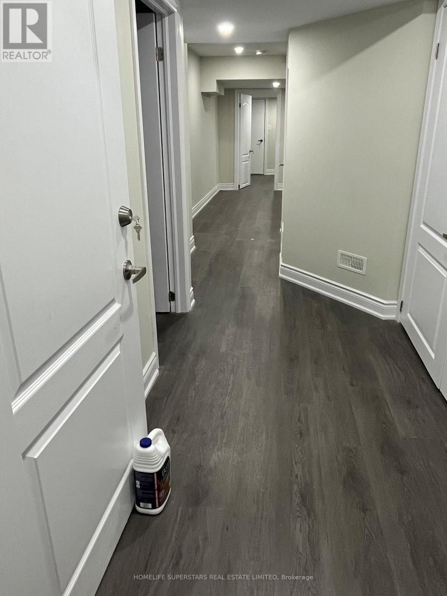 78 Circus Crescent, Brampton, Ontario  L7A 5E1 - Photo 12 - W12538848