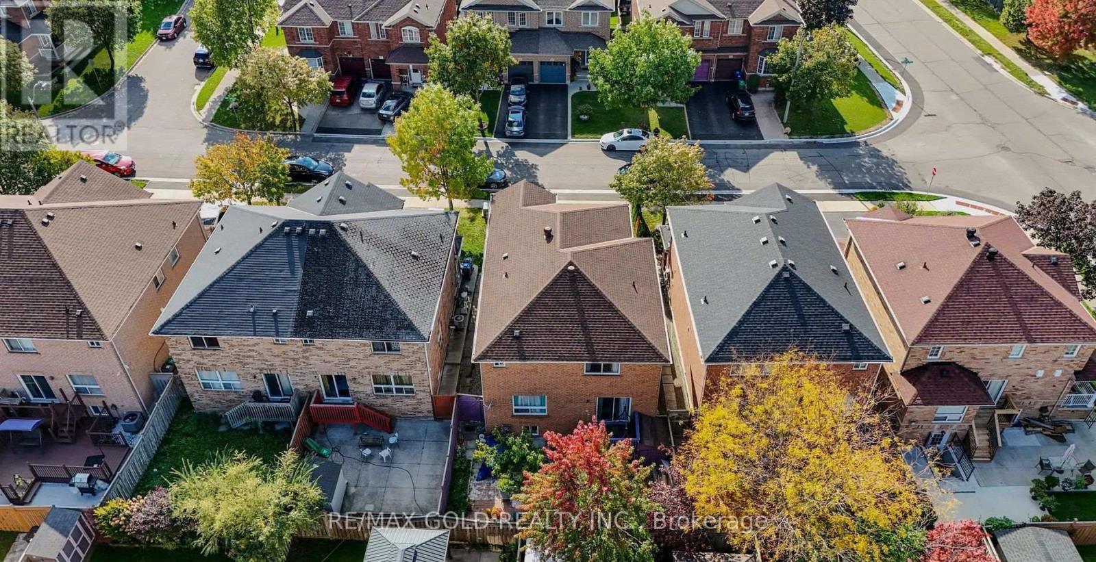 5 Farthingale Crescent, Brampton, Ontario  L7A 1R3 - Photo 46 - W12538858