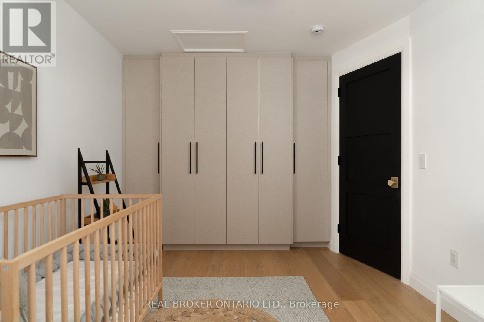 104 Greenlaw Avenue, Toronto, Ontario  M6H 3V5 - Photo 20 - W12538862