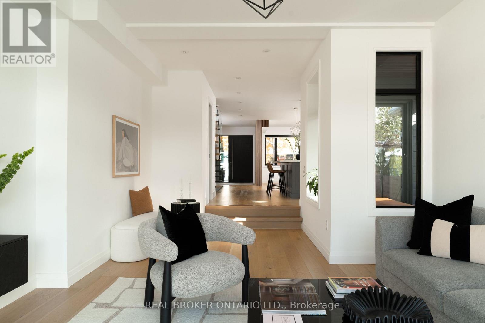 104 Greenlaw Avenue, Toronto, Ontario  M6H 3V5 - Photo 3 - W12538862