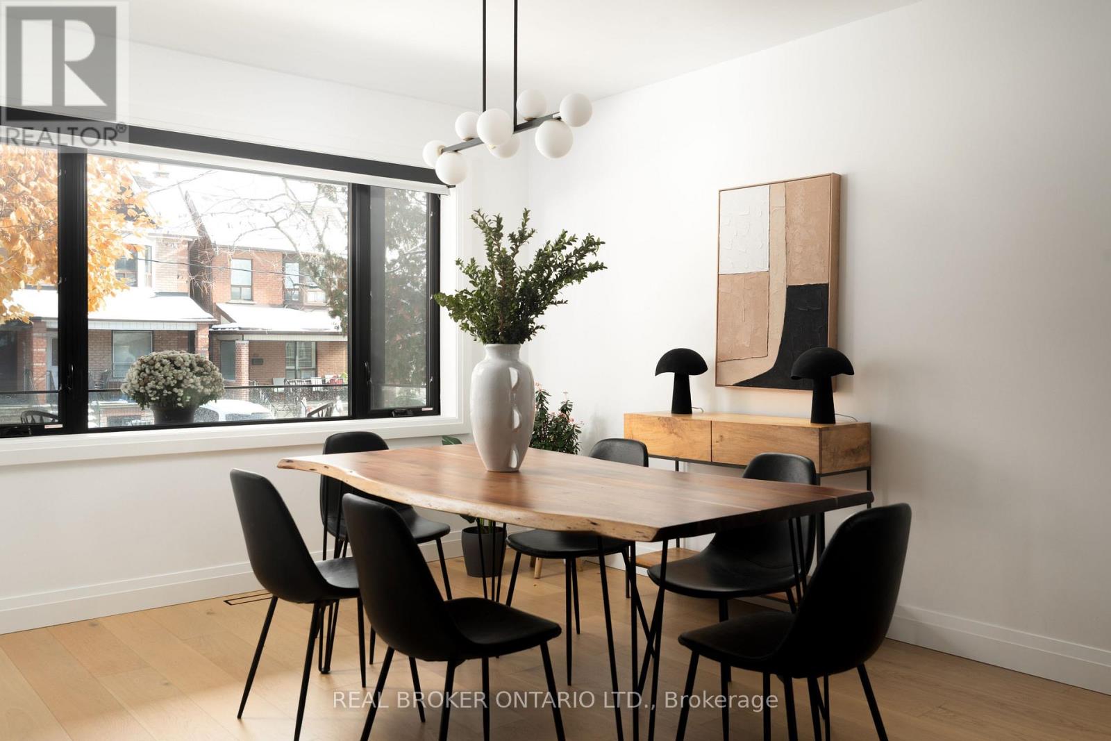 104 Greenlaw Avenue, Toronto, Ontario  M6H 3V5 - Photo 6 - W12538862