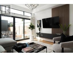 104 GREENLAW AVENUE, Toronto, Ontario