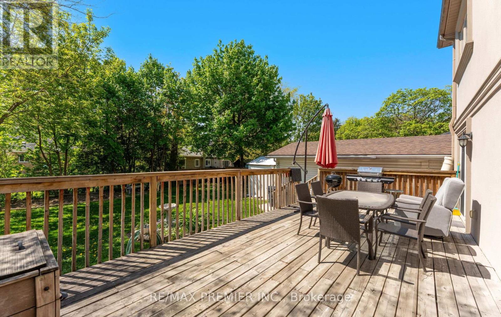 21 Yvonne Avenue, Toronto, Ontario  M3L 1C8 - Photo 30 - W12538878