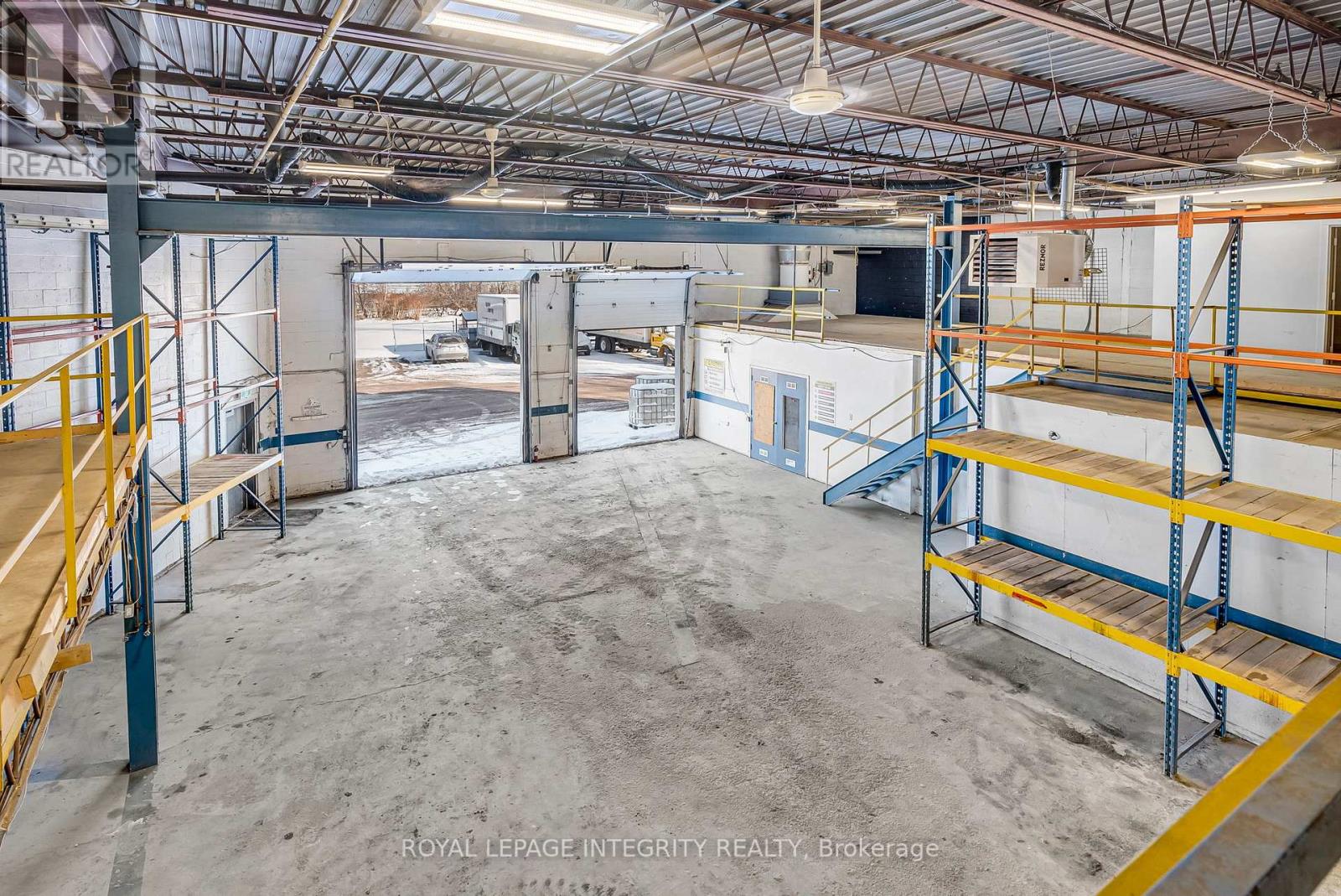 16 - 3205 Swansea Crescent, Ottawa, Ontario  K1G 3W5 - Photo 2 - X12538950