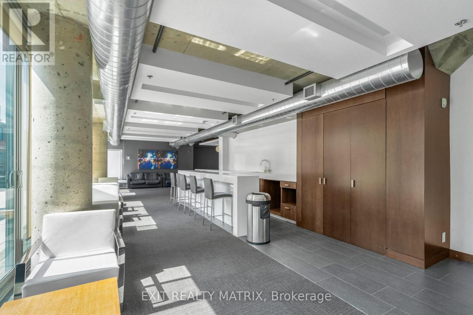 749 - 340 Mcleod Street, Ottawa, Ontario K2P 1A4 - Photo 25 - X12538972