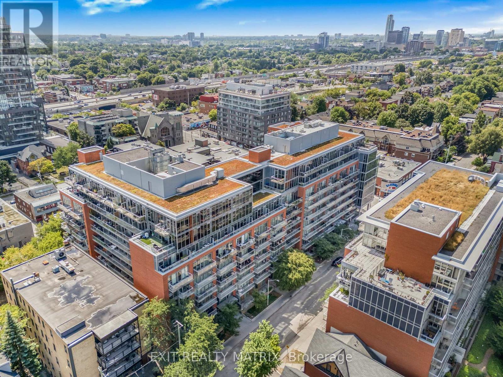 749 - 340 Mcleod Street, Ottawa, Ontario K2P 1A4 - Photo 29 - X12538972