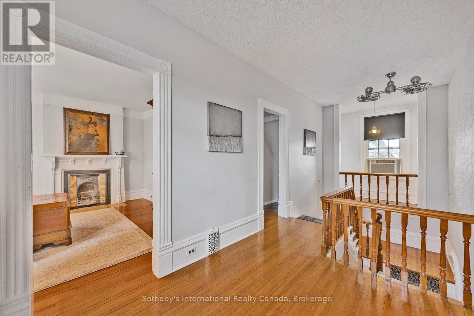 26 Robert Street E, Penetanguishene, Ontario  L9M 1K7 - Photo 29 - S12134452