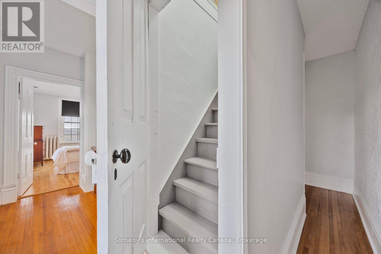 26 Robert Street E, Penetanguishene, Ontario  L9M 1K7 - Photo 40 - S12134452