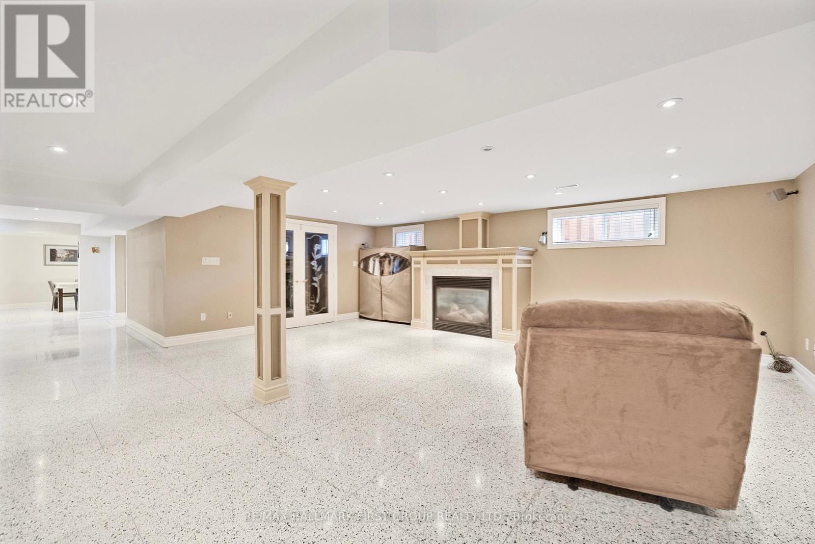 154 Fairglen Avenue, Toronto, Ontario  M1W 1B1 - Photo 24 - E12441084