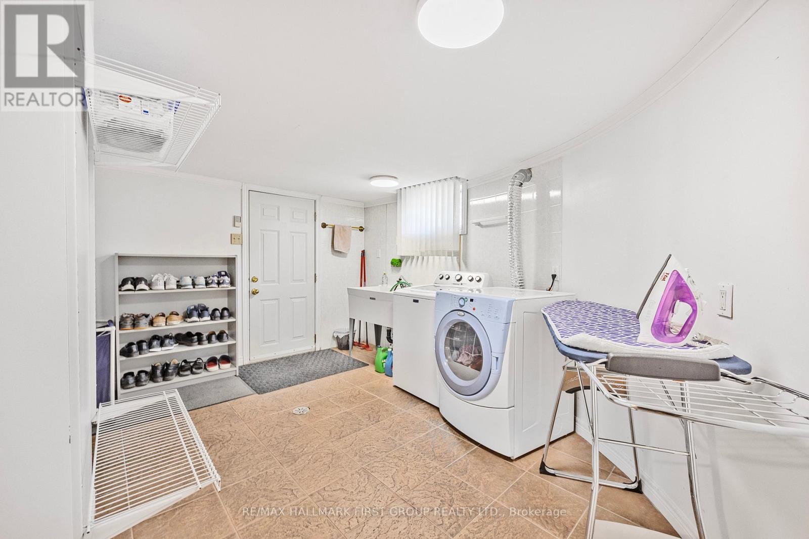 154 Fairglen Avenue, Toronto, Ontario  M1W 1B1 - Photo 28 - E12441084