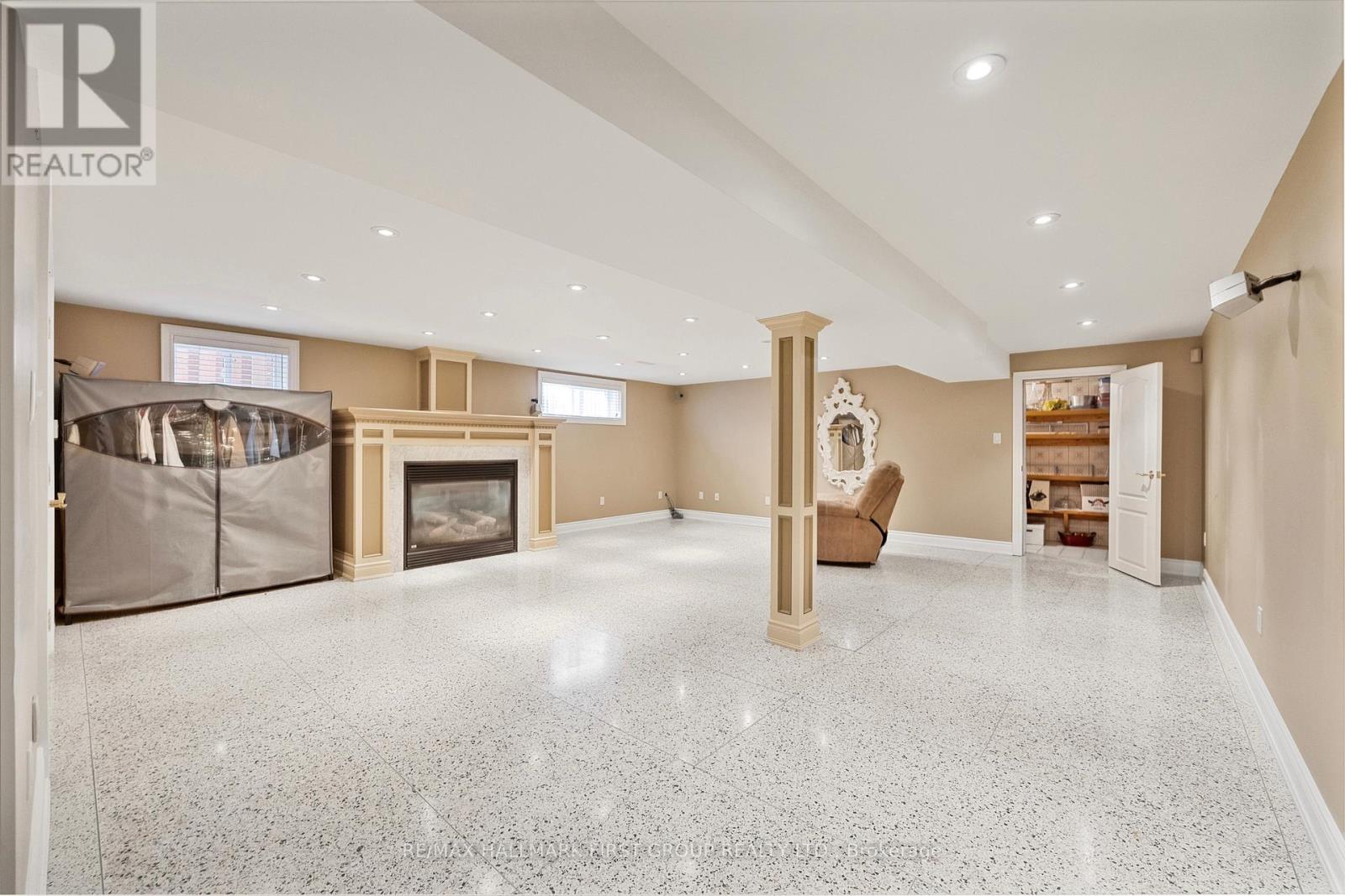 154 Fairglen Avenue, Toronto, Ontario  M1W 1B1 - Photo 23 - E12441084