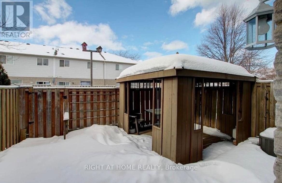 43 - 104 Frances Avenue, Hamilton, Ontario  L8E 5W9 - Photo 19 - X12538894