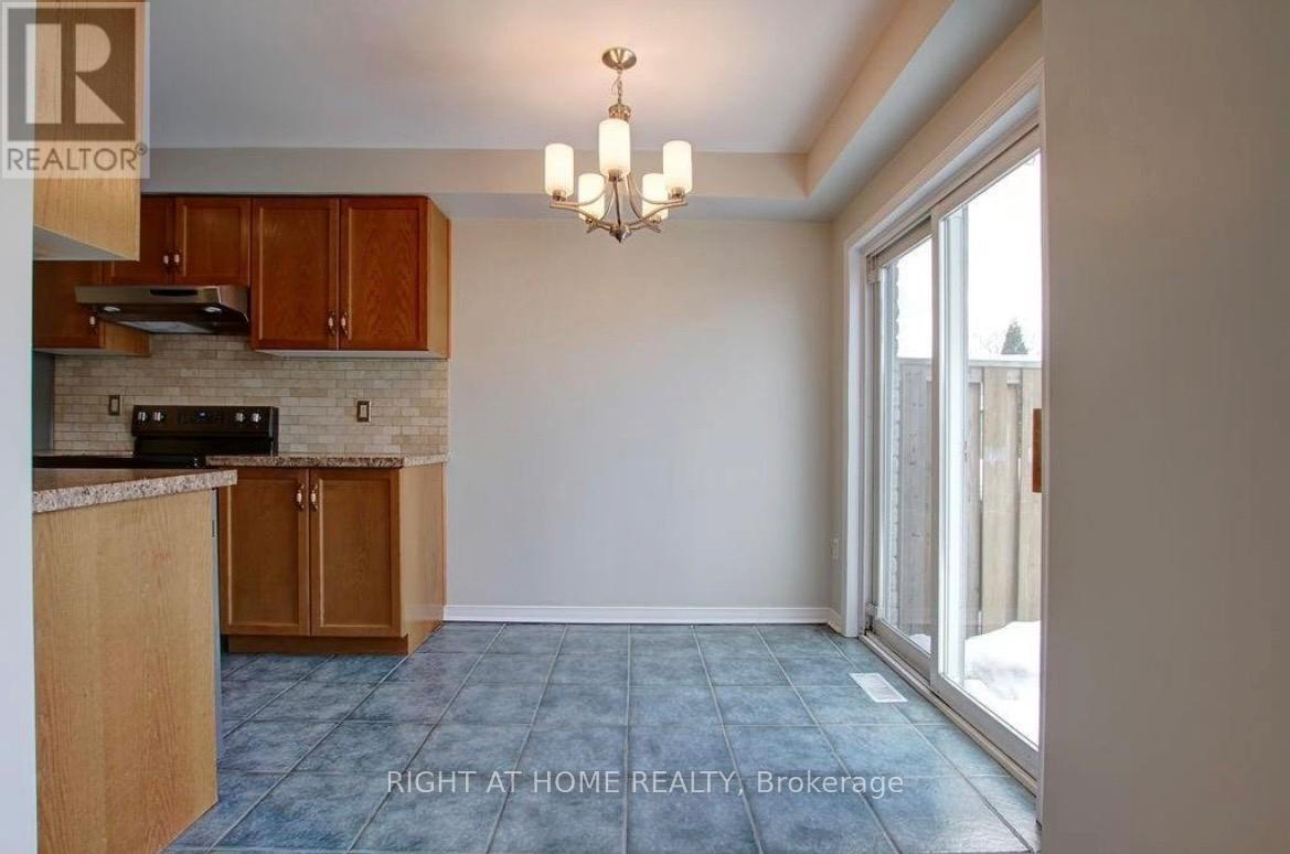 43 - 104 Frances Avenue, Hamilton, Ontario  L8E 5W9 - Photo 5 - X12538894