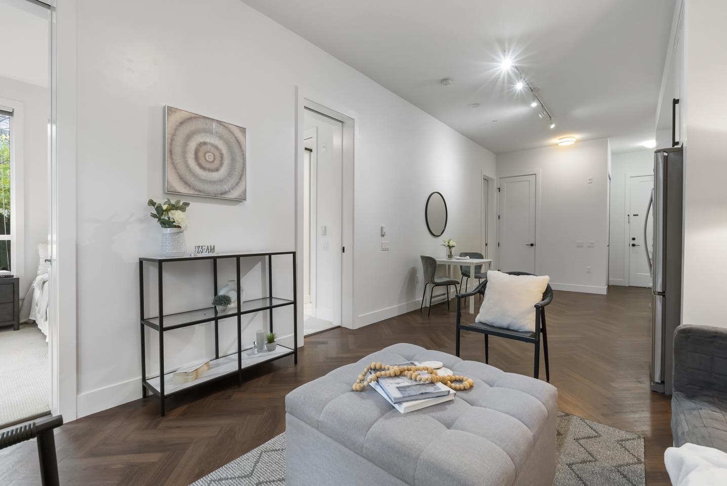 122 14968 101a Avenue, Surrey, British Columbia  V3R 0E8 - Photo 3 - R3066377