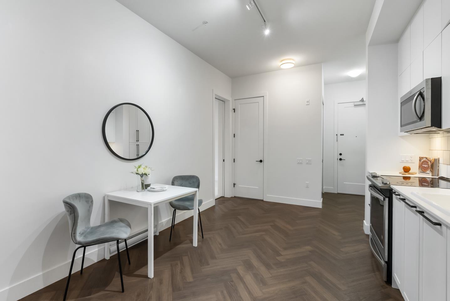 122 14968 101a Avenue, Surrey, British Columbia  V3R 0E8 - Photo 4 - R3066377