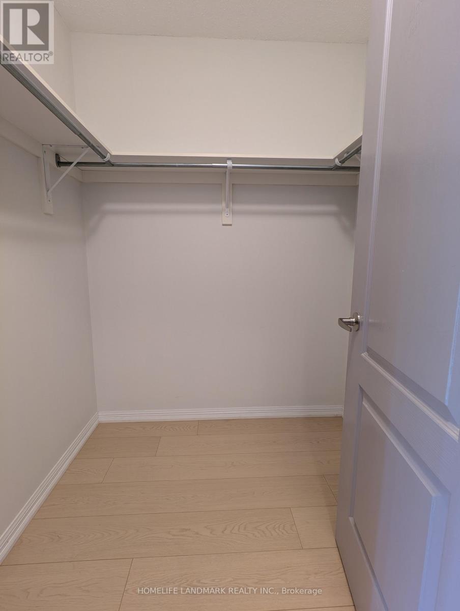 27 Walter Sangster Road, Whitchurch-Stouffville, Ontario  L4A 0J5 - Photo 17 - N12516972