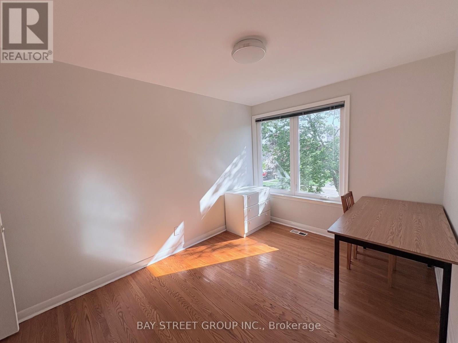 2175 Wiseman Court, Mississauga, Ontario  L5J 1P3 - Photo 17 - W12449872