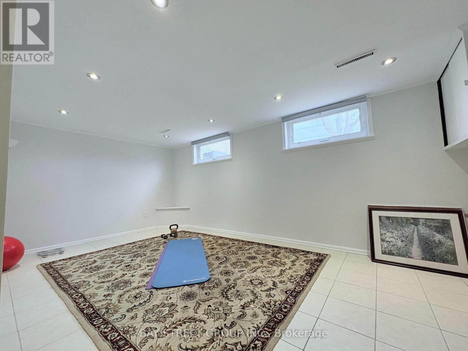 2175 Wiseman Court, Mississauga, Ontario  L5J 1P3 - Photo 24 - W12449872