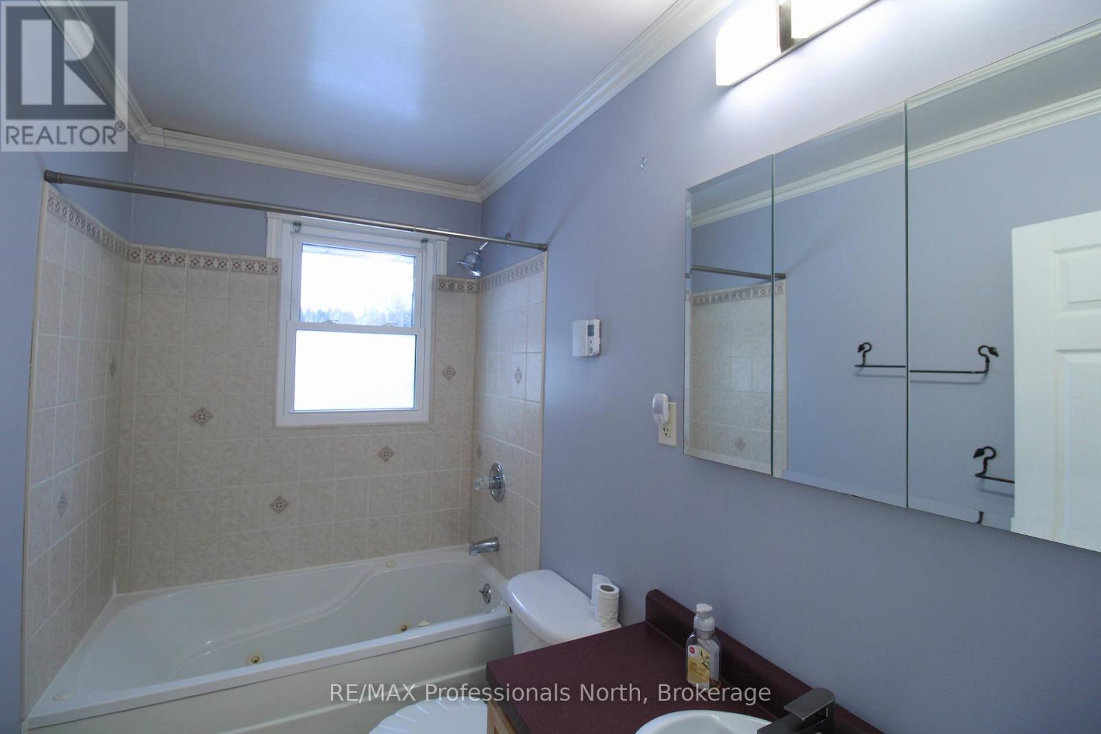 346 Highview Drive, Huntsville, Ontario  P1H 1C1 - Photo 15 - X12534326