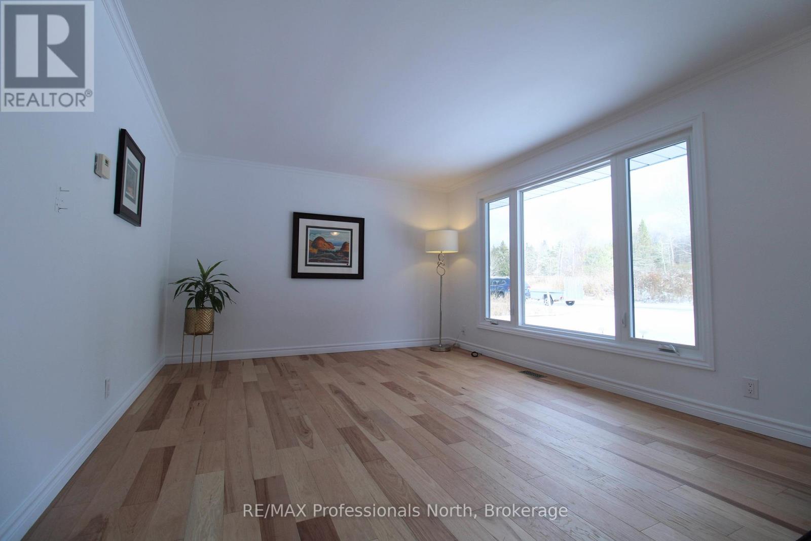 346 Highview Drive, Huntsville, Ontario  P1H 1C1 - Photo 7 - X12534326