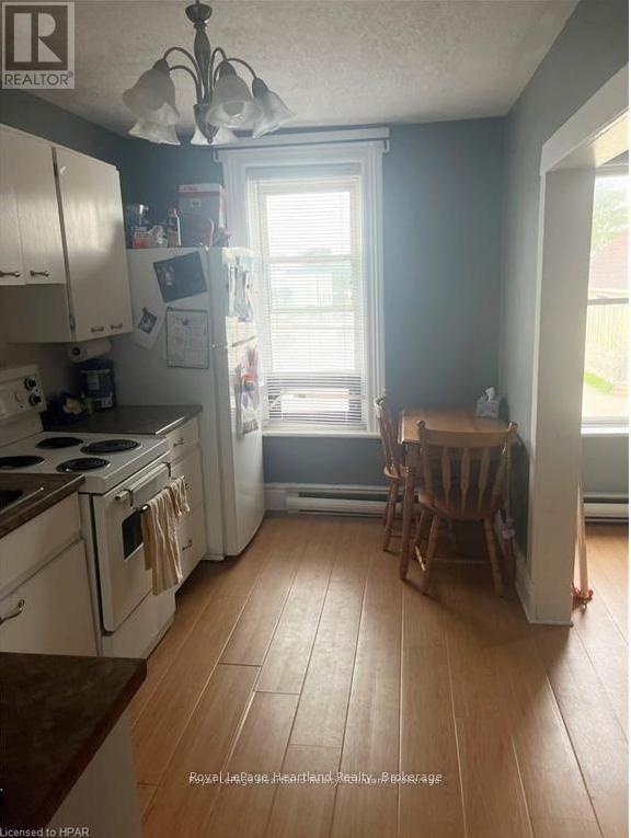 84 Albert Street, Central Huron, Ontario  N0M 1L0 - Photo 3 - X12539028