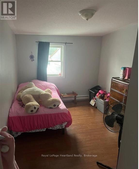 84 Albert Street, Central Huron, Ontario  N0M 1L0 - Photo 8 - X12539028