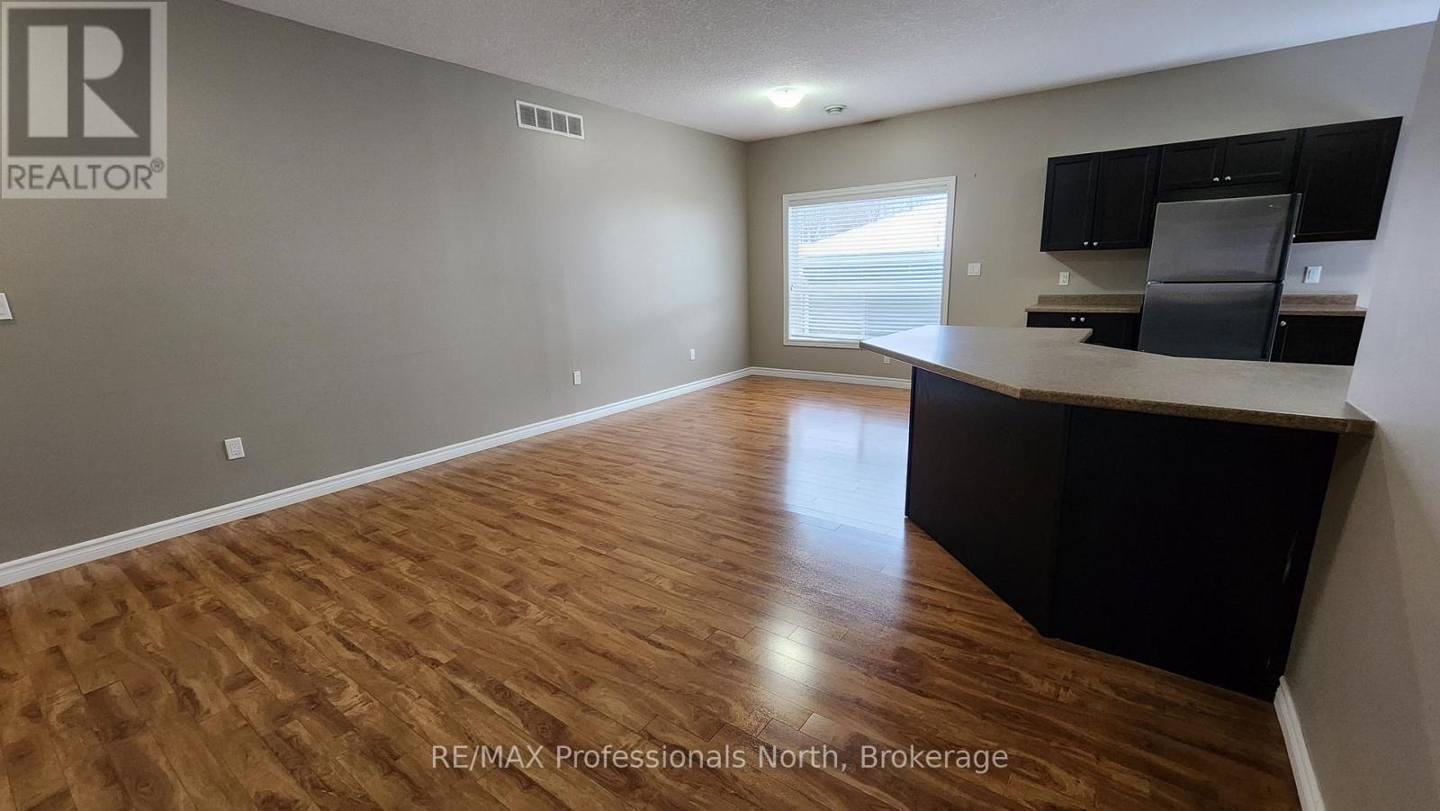 33 Goodwin Drive, Huntsville, Ontario  P1H 2R3 - Photo 25 - X12539064