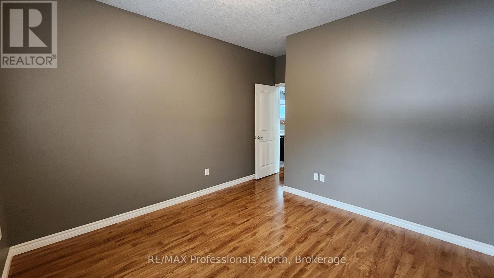 33 Goodwin Drive, Huntsville, Ontario  P1H 2R3 - Photo 34 - X12539064