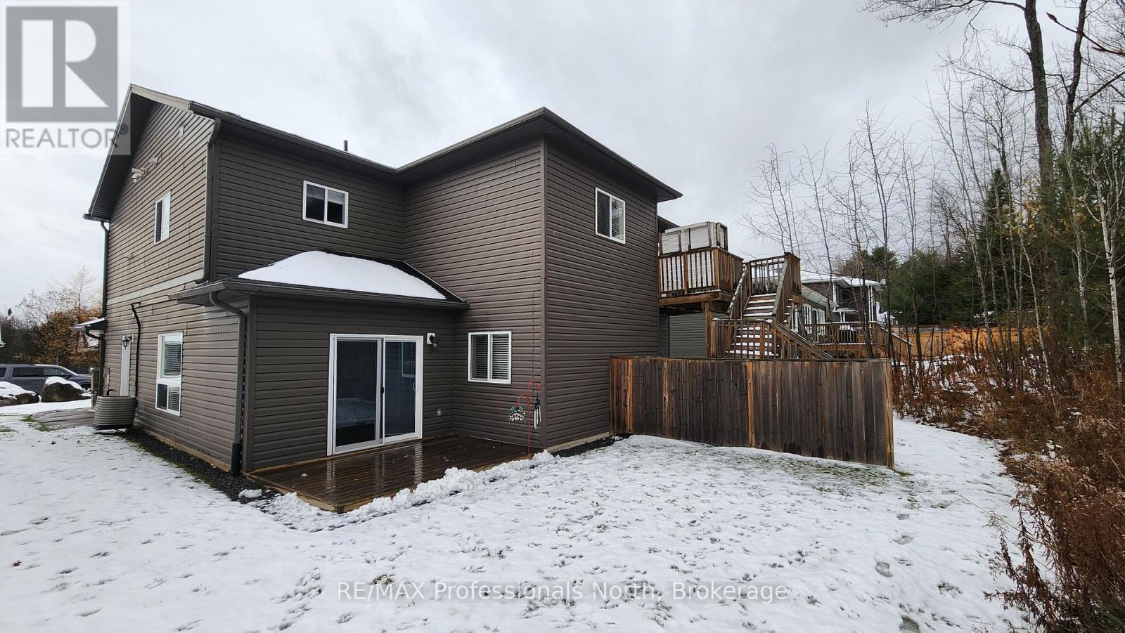 33 Goodwin Drive, Huntsville, Ontario  P1H 2R3 - Photo 8 - X12539064