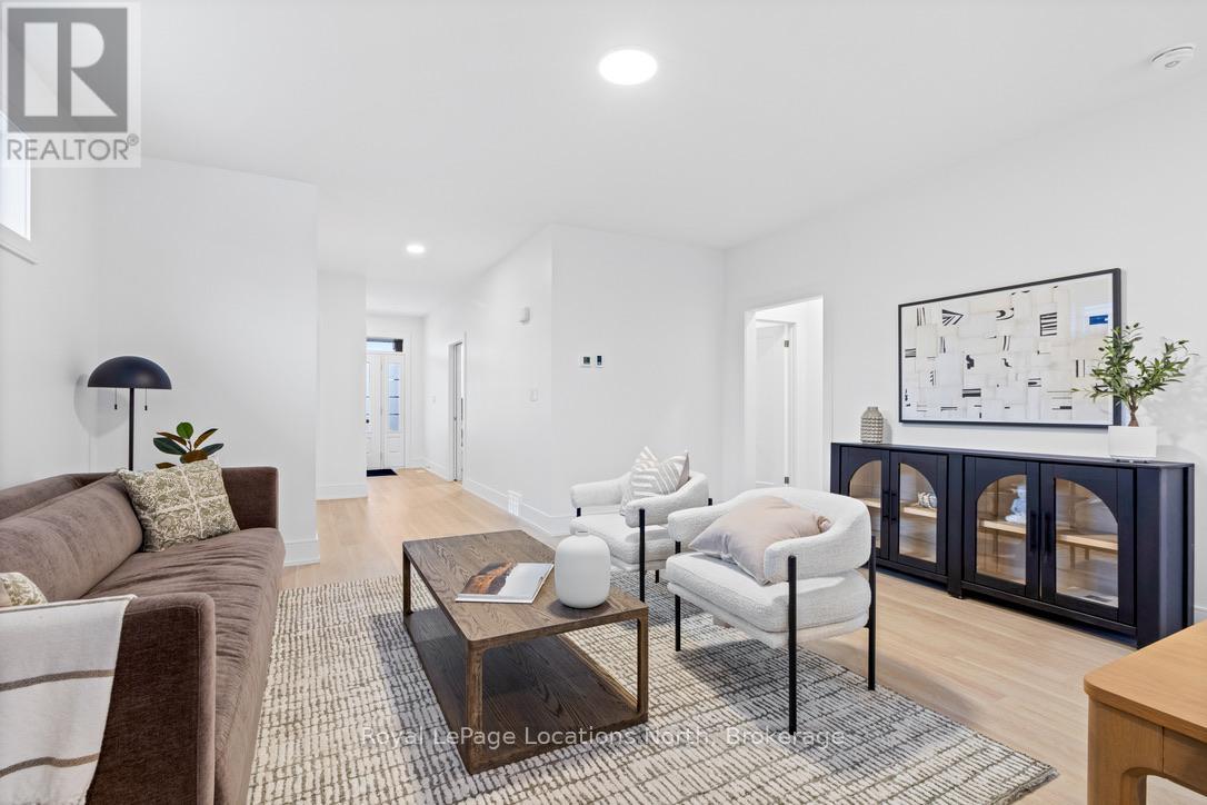 121 Emerson Way, West Grey, Ontario  N0G 1R0 - Photo 14 - X12539136