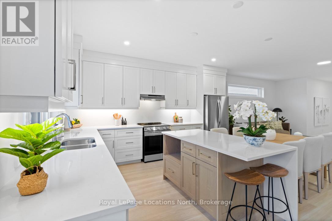 121 Emerson Way, West Grey, Ontario  N0G 1R0 - Photo 16 - X12539136