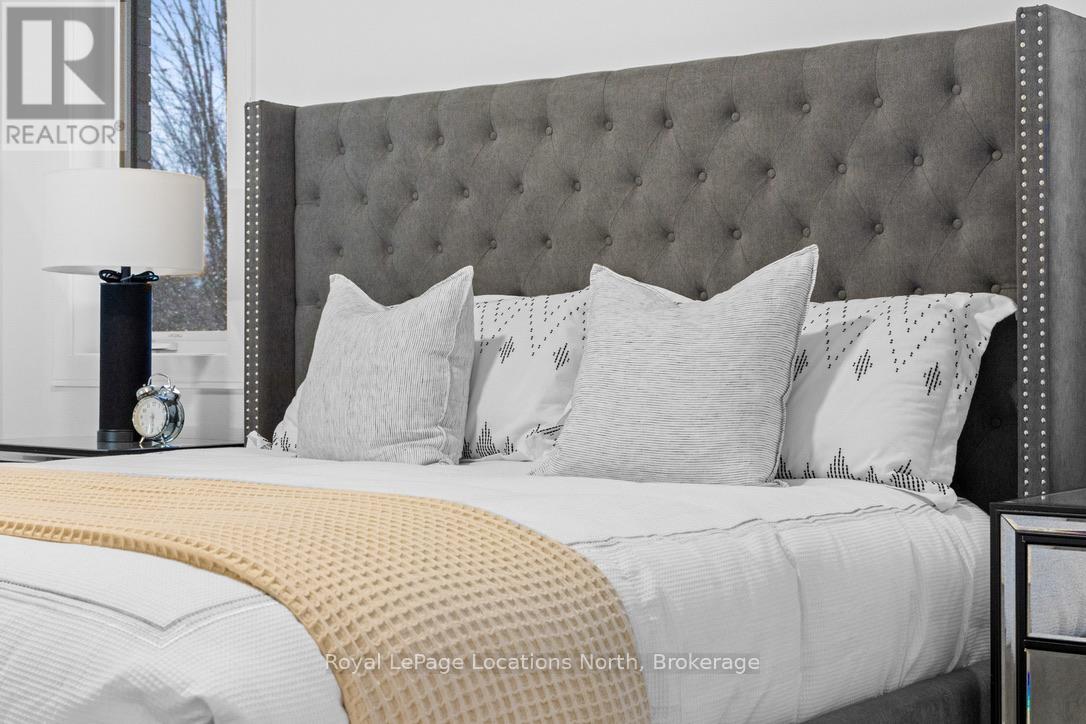 121 Emerson Way, West Grey, Ontario  N0G 1R0 - Photo 35 - X12539136