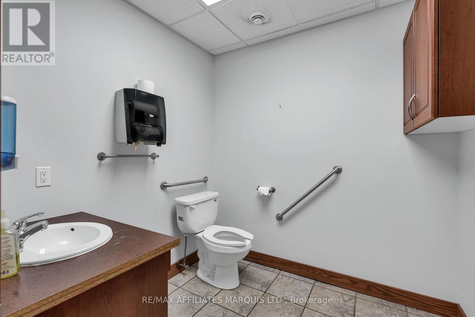 89 Tollgate Road, Cornwall, Ontario K6J 5L5 - Photo 13 - X12539094