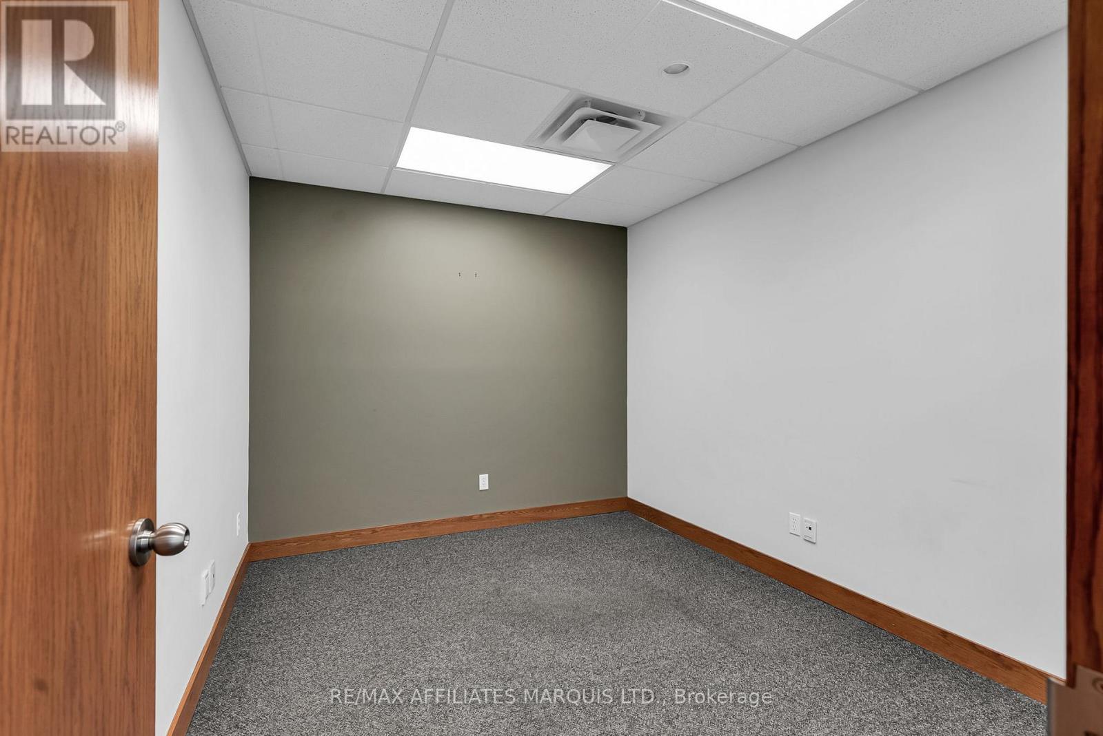 89 Tollgate Road, Cornwall, Ontario K6J 5L5 - Photo 9 - X12539094