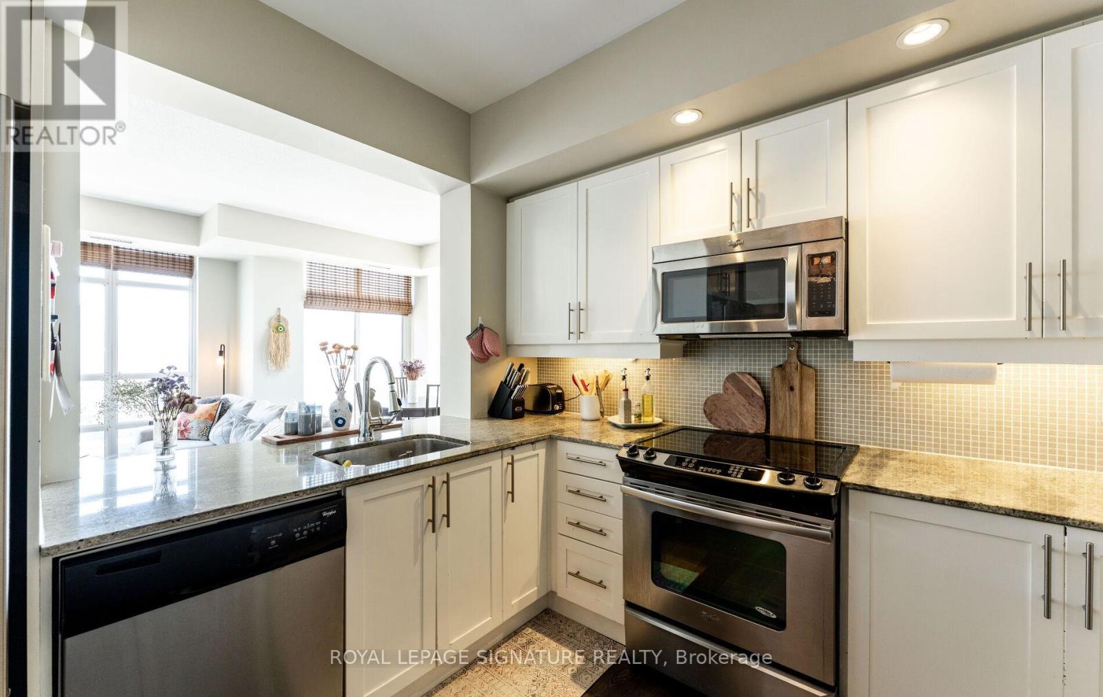 2306 - 85 East Liberty Street, Toronto, Ontario  M6K 3R4 - Photo 16 - C12535986