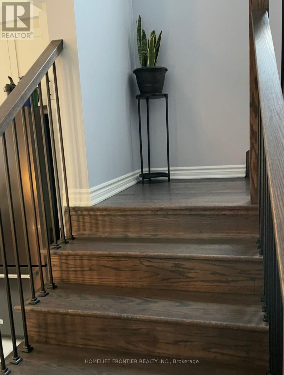 3005 Heartwood Lane, Pickering, Ontario  L1X 0P1 - Photo 6 - E12534862