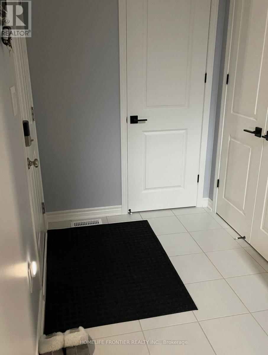 3005 Heartwood Lane, Pickering, Ontario  L1X 0P1 - Photo 5 - E12534862