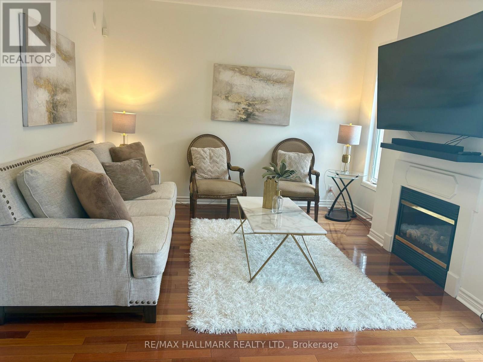 21 Brooks Avenue, Aurora, Ontario  L4G 7W2 - Photo 10 - N12458968